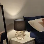 2Bd Kings Cross Apartment